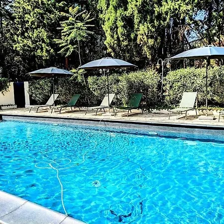 à La Ferme Avec Piscine Ou Jacuzzi Privé Billard Floure